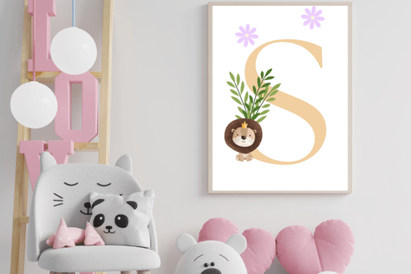 Decorative Letter S with Animal Wall Art: A Whimsical Touch for Nurseries